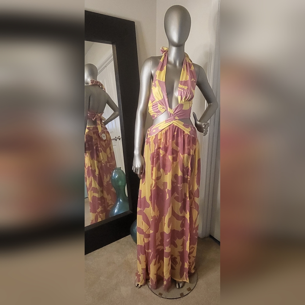 Maxi Pink Floral Dress by Luxxel